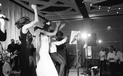 Signs You Need a Dance Band For Your Wedding